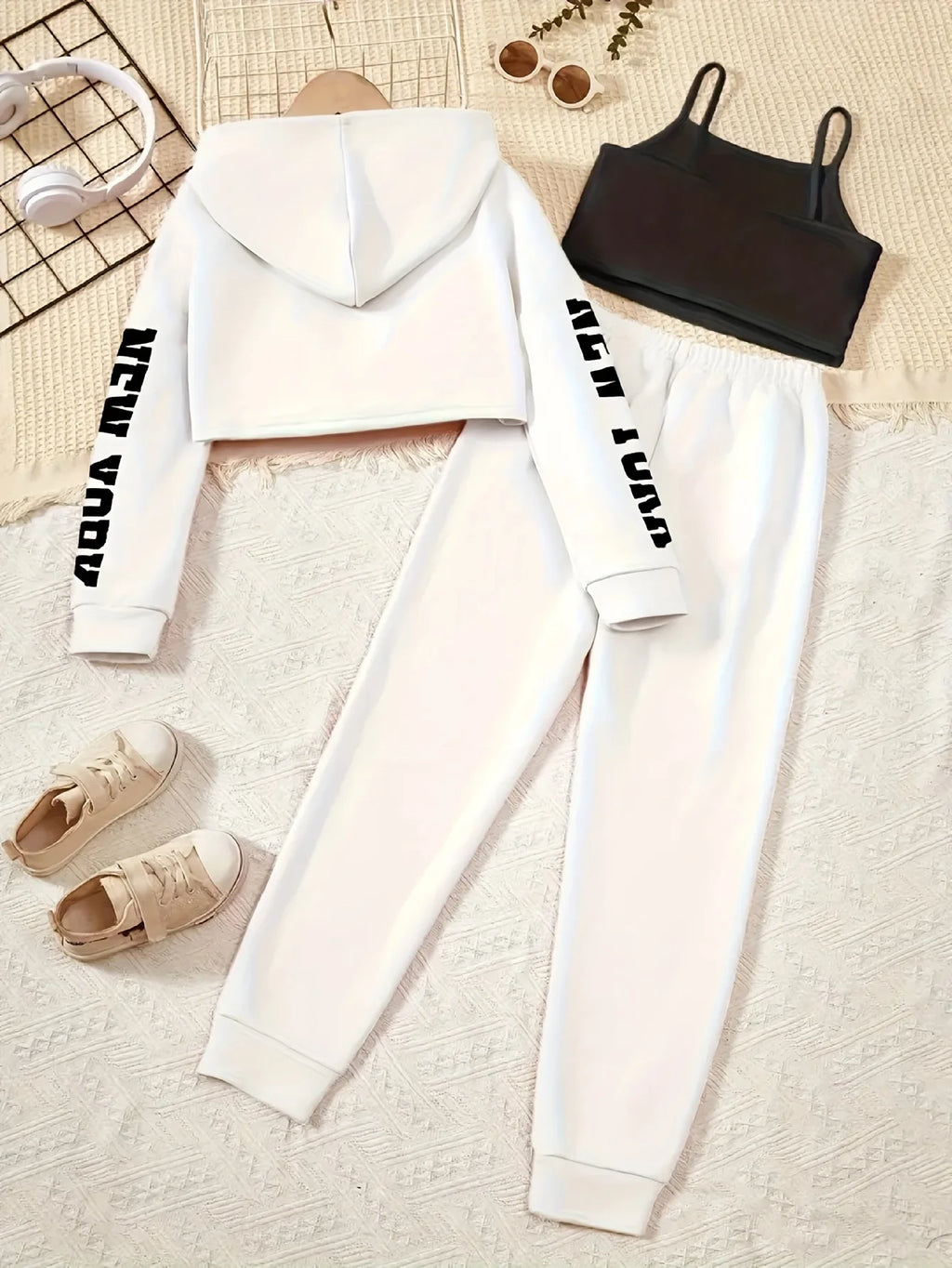 Children's Clothing for Girls, Spring and Autumn Three-Piece Fashion Set: Short Hooded Sweatshirt & Camisole Top & Sweatpants with New York Lettering, Casual Long-Sleeve Outfit